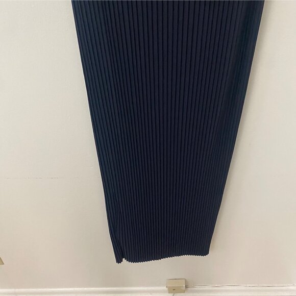 NWT COS Dress Pleated Maxi Dress Dark Navy - Picture 9 of 10